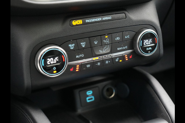 Ford Kuga 2.5 Titanium Plug In Hybrid 225pk Dealer O.H. PHEV | Panodak | Trekhaak Afneembaar | Adaptive Cruise | 360 Camera | Bang&Olufsen | Sportstoelen & Stuur Verwarmd | Keyless | Blis | Navigatie | DAB |