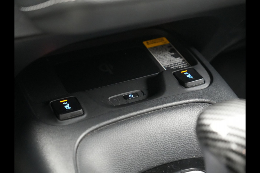 Toyota Corolla Touring Sports 2.0 Hybrid Dynamic 180pk Dealer O.H. | Adaptive Cruise | Camera | Sportstoelen & Stuur Verwarmd | Apple Carplay | Keyless | Blis | Navigatie | DAB |