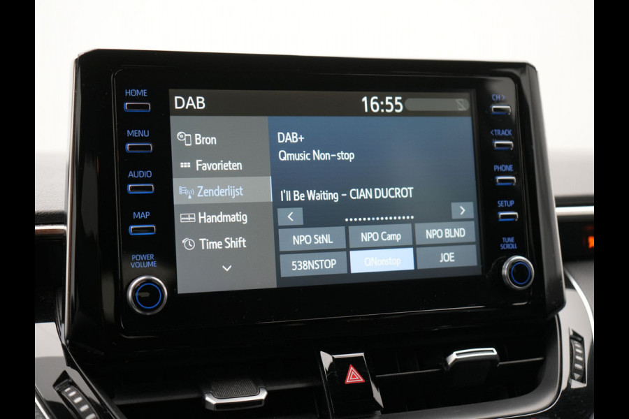 Toyota Corolla Touring Sports 2.0 Hybrid Dynamic 180pk Dealer O.H. | Adaptive Cruise | Camera | Sportstoelen & Stuur Verwarmd | Apple Carplay | Keyless | Blis | Navigatie | DAB |