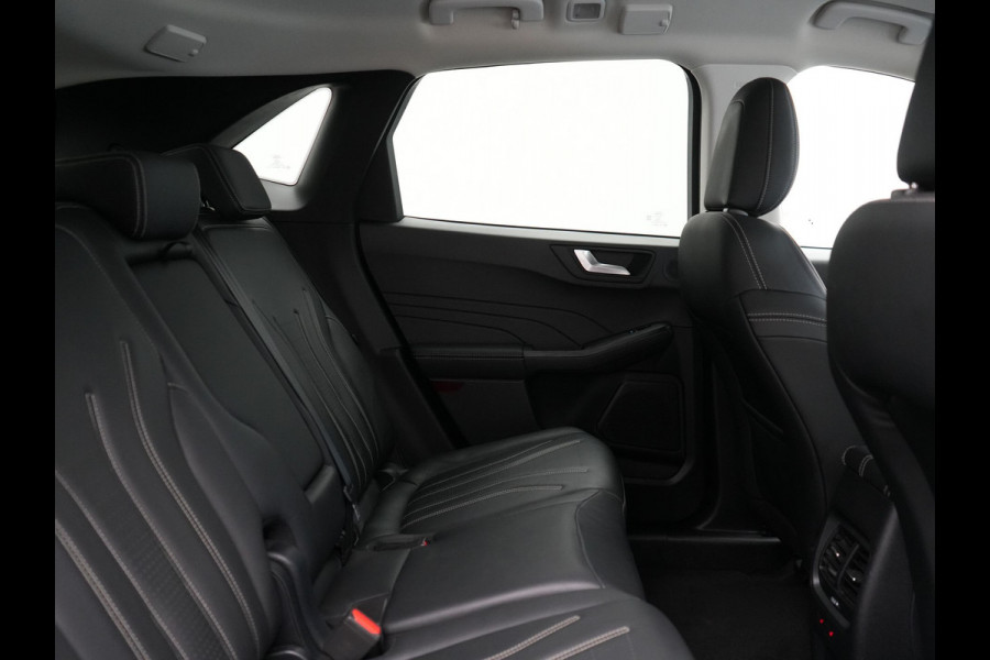 Ford Kuga 2.5 Vignale Plug In Hybrid 225pk Dealer O.H. PHEV | Trekhaak Afneembaar | Head Up | 360 Camera | Adaptive Cruise | Lederen Sportstoelen Memory & Verwarmd | Bang&Olufsen | Stuur Verwarmd | Apple Carplay | Blis | Keyless | Navigatie | DAB