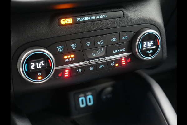 Ford Kuga 2.5 Vignale Plug In Hybrid 225pk Dealer O.H. PHEV | Trekhaak Afneembaar | Head Up | 360 Camera | Adaptive Cruise | Lederen Sportstoelen Memory & Verwarmd | Bang&Olufsen | Stuur Verwarmd | Apple Carplay | Blis | Keyless | Navigatie | DAB