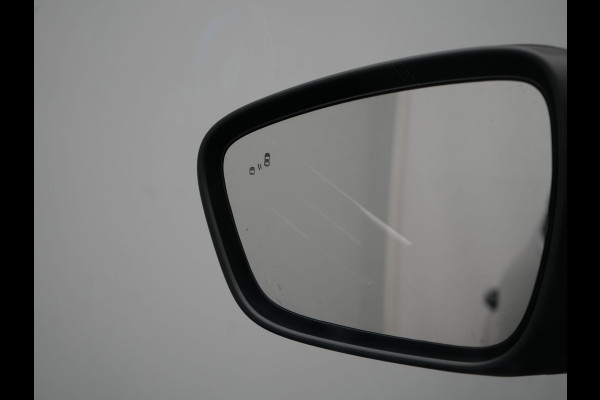 Ford Kuga 2.5 Vignale Plug In Hybrid 225pk Dealer O.H. PHEV | Trekhaak Afneembaar | Head Up | 360 Camera | Adaptive Cruise | Lederen Sportstoelen Memory & Verwarmd | Bang&Olufsen | Stuur Verwarmd | Apple Carplay | Blis | Keyless | Navigatie | DAB