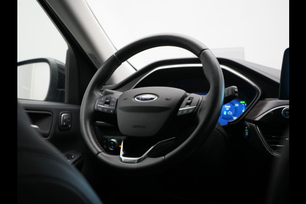 Ford Kuga 2.5 Vignale Plug In Hybrid 225pk Dealer O.H. PHEV | Trekhaak Afneembaar | Head Up | 360 Camera | Adaptive Cruise | Lederen Sportstoelen Memory & Verwarmd | Bang&Olufsen | Stuur Verwarmd | Apple Carplay | Blis | Keyless | Navigatie | DAB