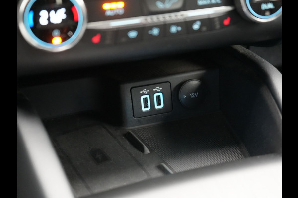 Ford Kuga 2.5 Vignale Plug In Hybrid 225pk Dealer O.H. PHEV | Trekhaak Afneembaar | Head Up | 360 Camera | Adaptive Cruise | Lederen Sportstoelen Memory & Verwarmd | Bang&Olufsen | Stuur Verwarmd | Apple Carplay | Blis | Keyless | Navigatie | DAB