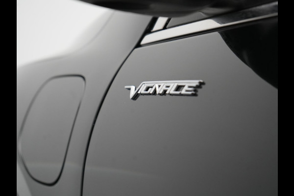 Ford Kuga 2.5 Vignale Plug In Hybrid 225pk Dealer O.H. PHEV | Trekhaak Afneembaar | Head Up | 360 Camera | Adaptive Cruise | Lederen Sportstoelen Memory & Verwarmd | Bang&Olufsen | Stuur Verwarmd | Apple Carplay | Blis | Keyless | Navigatie | DAB