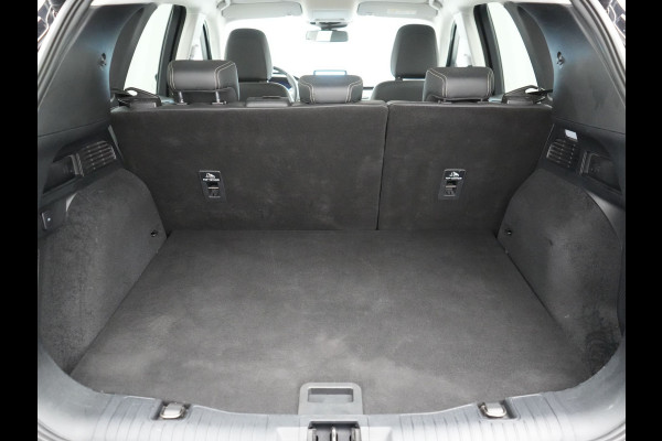 Ford Kuga 2.5 Vignale Plug In Hybrid 225pk Dealer O.H. PHEV | Trekhaak Afneembaar | Head Up | 360 Camera | Adaptive Cruise | Lederen Sportstoelen Memory & Verwarmd | Bang&Olufsen | Stuur Verwarmd | Apple Carplay | Blis | Keyless | Navigatie | DAB