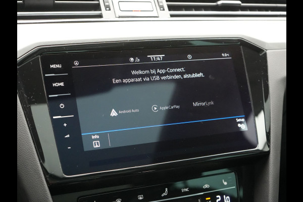 Volkswagen Passat Variant 1.4 TSI GTE Business Plug In Hybrid 218pk Dealer O.H PHEV | Trekhaak Af Fabriek | Panodak | Adaptive Cruise | Camera | Alcantara Sportstoelen Massage & Verwarmd | Apple Carplay | Navigatie | Keyless | Virtual | DAB |