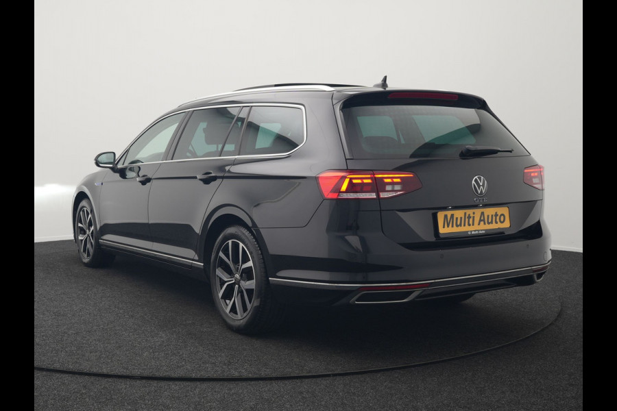 Volkswagen Passat Variant 1.4 TSI GTE Business Plug In Hybrid 218pk Dealer O.H PHEV | Trekhaak Af Fabriek | Panodak | Adaptive Cruise | Camera | Alcantara Sportstoelen Massage & Verwarmd | Apple Carplay | Navigatie | Keyless | Virtual | DAB |