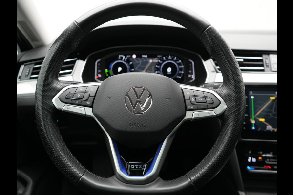 Volkswagen Passat Variant 1.4 TSI GTE Business Plug In Hybrid 218pk Dealer O.H PHEV | Trekhaak Af Fabriek | Panodak | Adaptive Cruise | Camera | Alcantara Sportstoelen Massage & Verwarmd | Apple Carplay | Navigatie | Keyless | Virtual | DAB |