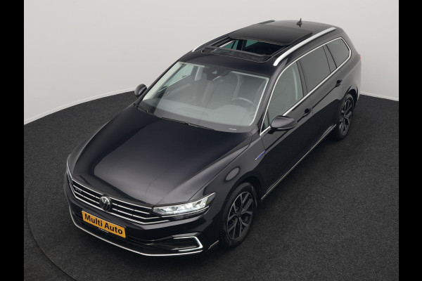 Volkswagen Passat Variant 1.4 TSI GTE Business Plug In Hybrid 218pk Dealer O.H PHEV | Trekhaak Af Fabriek | Panodak | Adaptive Cruise | Camera | Alcantara Sportstoelen Massage & Verwarmd | Apple Carplay | Navigatie | Keyless | Virtual | DAB |