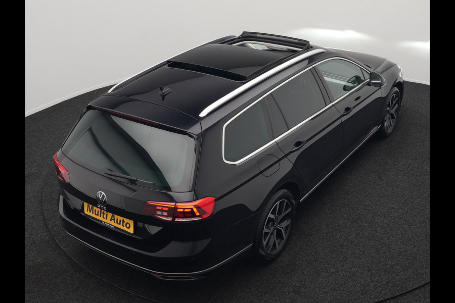 Volkswagen Passat Variant 1.4 TSI GTE Business Plug In Hybrid 218pk Dealer O.H PHEV | Trekhaak Af Fabriek | Panodak | Adaptive Cruise | Camera | Alcantara Sportstoelen Massage & Verwarmd | Apple Carplay | Navigatie | Keyless | Virtual | DAB |