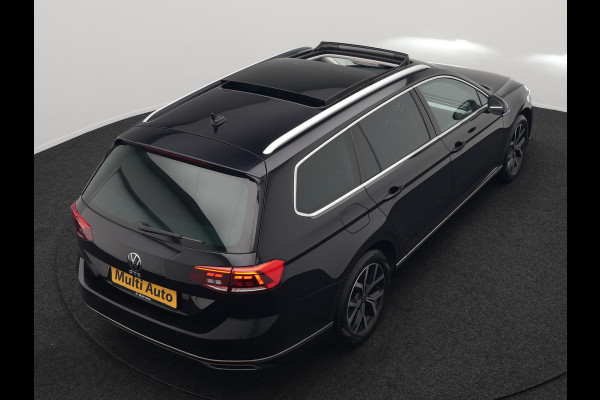 Volkswagen Passat Variant 1.4 TSI GTE Business Plug In Hybrid 218pk Dealer O.H PHEV | Trekhaak Af Fabriek | Panodak | Adaptive Cruise | Camera | Alcantara Sportstoelen Massage & Verwarmd | Apple Carplay | Navigatie | Keyless | Virtual | DAB |