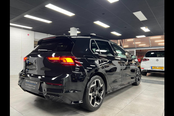 Volkswagen Golf 8.5 1.5 eTSI R-Line | CAMERA | LED | PANO |