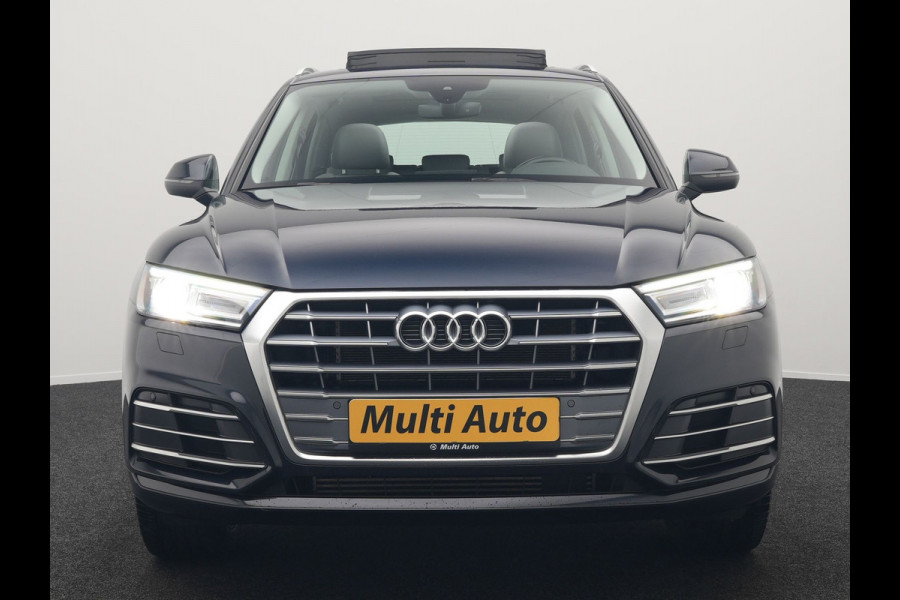 Audi Q5 50 TFSI e quattro S Line Plug In Hybrid 299pk Dealer O.H. PHEV | Panodak | 20"L.M Rotor | Apple Carplay | Sportstoelen Verwarmd | Cruise Control | Keyless | Navigatie | Virtual | 20"L.M |