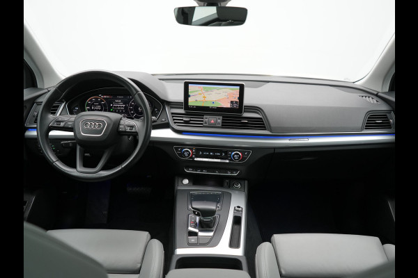 Audi Q5 50 TFSI e quattro S Line Plug In Hybrid 299pk Dealer O.H. PHEV | Panodak | 20"L.M Rotor | Apple Carplay | Sportstoelen Verwarmd | Cruise Control | Keyless | Navigatie | Virtual | 20"L.M |