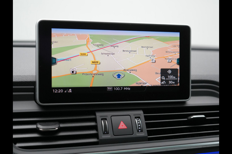 Audi Q5 50 TFSI e quattro S Line Plug In Hybrid 299pk Dealer O.H. PHEV | Panodak | 20"L.M Rotor | Apple Carplay | Sportstoelen Verwarmd | Cruise Control | Keyless | Navigatie | Virtual | 20"L.M |