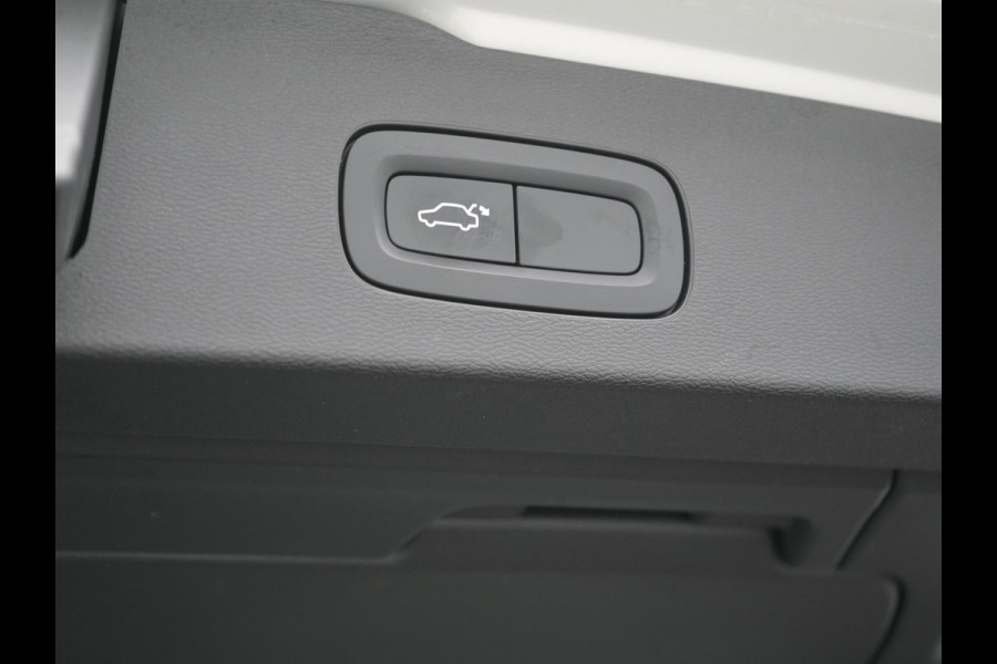 Volvo V60 T6 Twin Engine AWD Momentum Pro Plug In Hybrid 340pk Dealer O.H PHEV | Panodak | Adaptive Cruise | Camera | Apple Carplay | Sportstoelen Verwarmd | Virtual | Blis |