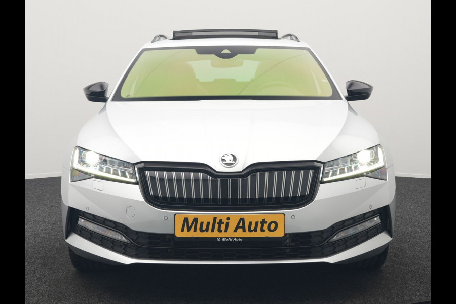 Škoda Superb Combi 1.4 TSI iV Sportline Business Plug In Hybrid 218pk Dealer O.H PHEV | Trekhaak Af Fabriek | Panodak | Adaptive Cruise | Alcantara Sportstoelen Memory & Verwarmd | Sfeerverlichting | Apple Carplay | Stuur Verwarmd | Virtual | Keyless | DAB | 19"L.M |