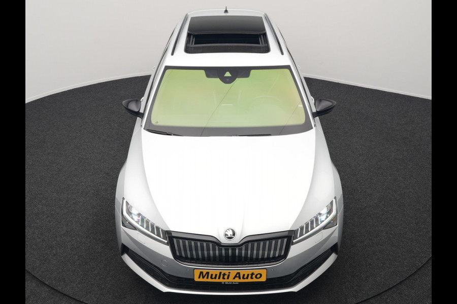 Škoda Superb Combi 1.4 TSI iV Sportline Business Plug In Hybrid 218pk Dealer O.H PHEV | Trekhaak Af Fabriek | Panodak | Adaptive Cruise | Alcantara Sportstoelen Memory & Verwarmd | Sfeerverlichting | Apple Carplay | Stuur Verwarmd | Virtual | Keyless | DAB | 19"L.M |