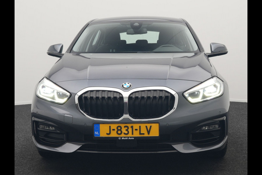 BMW 1-serie 118i Sportline 141pk Dealer O.H | Apple Carplay | Cruise Control | Virtual | Navigatie | LED Koplampen | Sfeerverlichting | DAB | 17"L.M |