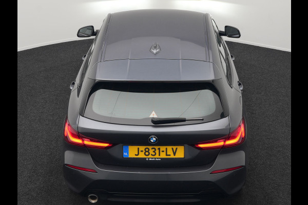 BMW 1-serie 118i Sportline 141pk Dealer O.H | Apple Carplay | Cruise Control | Virtual | Navigatie | LED Koplampen | Sfeerverlichting | DAB | 17"L.M |