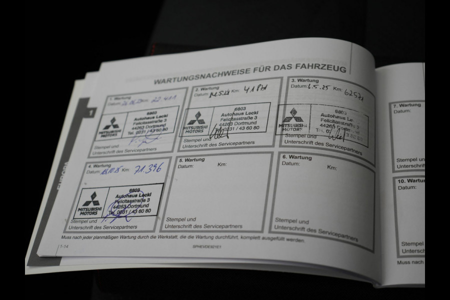 Mitsubishi Eclipse Cross 2.4 Intense Plug In Hybrid Dealer O.H PHEV | Camera | Alcantara Sportstoelen Verwarmd | Navigatie | Cruise Control | Keyless | DAB |