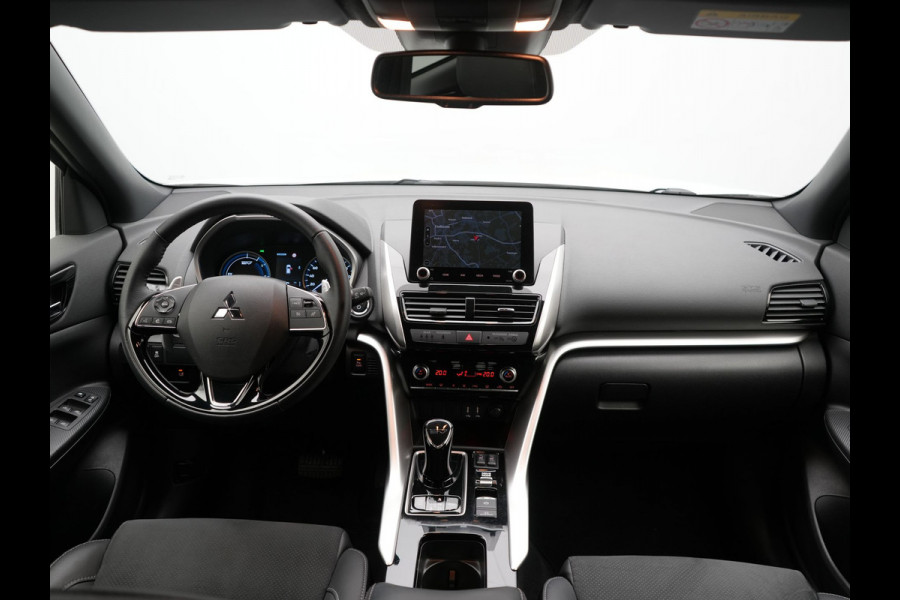 Mitsubishi Eclipse Cross 2.4 Intense Plug In Hybrid Dealer O.H PHEV | Camera | Alcantara Sportstoelen Verwarmd | Navigatie | Cruise Control | Keyless | DAB |