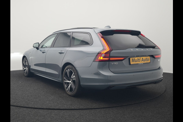 Volvo V90 T6 AWD R-Design Plug In Hybrid 340pk Dealer O.H PHEV | Trekhaak Af Fabriek | Panodak | Adaptive Cruise | Head Up | Harman & Kardon | 360 Camera | Lederen Sporstoelen Memory & Verwarmd | Pilot Assist | Apple Carplay | Navigatie | DAB |