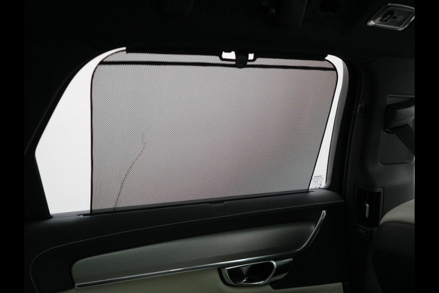 Volvo V90 T6 AWD R-Design Plug In Hybrid 340pk Dealer O.H PHEV | Trekhaak Af Fabriek | Panodak | Adaptive Cruise | Head Up | Harman & Kardon | 360 Camera | Lederen Sporstoelen Memory & Verwarmd | Pilot Assist | Apple Carplay | Navigatie | DAB |