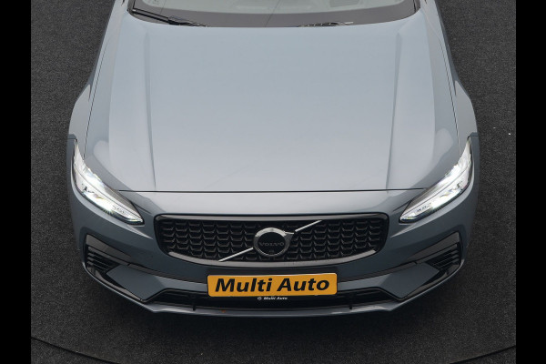 Volvo V90 T6 AWD R-Design Plug In Hybrid 340pk Dealer O.H PHEV | Trekhaak Af Fabriek | Panodak | Adaptive Cruise | Head Up | Harman & Kardon | 360 Camera | Lederen Sporstoelen Memory & Verwarmd | Pilot Assist | Apple Carplay | Navigatie | DAB |