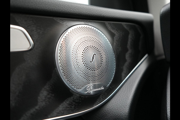 Mercedes-Benz GLC 300e 4MATIC AMG Plug In Hybrid 320pk Dealer O.H PHEV | Panodak | Adaptive Cruise | Burmester Audio | Camera | 20"L.M | Lederen Sportstoelen Verwarmd | Apple Carplay | Blis | Sfeerverlichting | Navigatie | DAB |