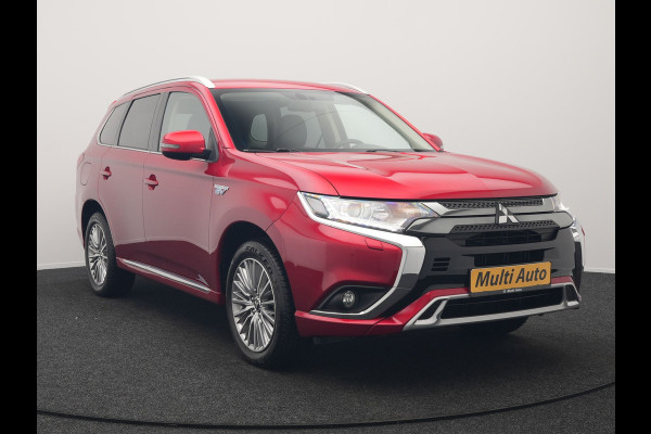 Mitsubishi Outlander 2.4 PHEV Intense Plug In Hybrid 225pk Dealer O.H PHEV | Trekhaak | Camera | Lederen Sportstoelen Verwarmd | Navigatie | Keyless | Android Auto | DAB |