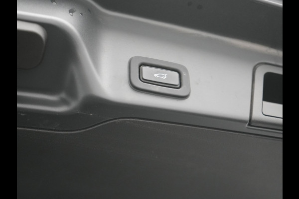 Land Rover Range Rover Evoque P300e AWD Plug In Hybrid 309pk BLACK OPTIC Dealer O.H PHEV | 360 Camera | 20"L.M | Apple Carplay | Lederen Bekleding | Navigatie | DAB |