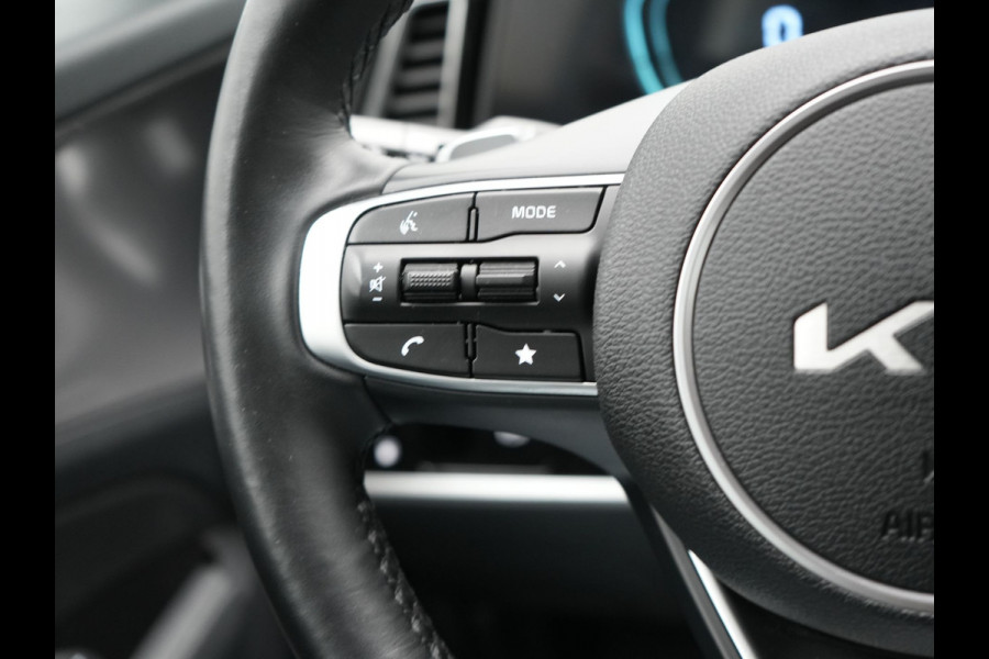 Kia Sportage 1.6 T-GDi AWD DynamicLine Plug In Hybrid 265pk Dealer O.H PHEV | Adaptive Cruise | Camera | Widescreen Navi | Stoelen & Stuur Verwarmd | Apple Carplay | Navigatie | DAB |