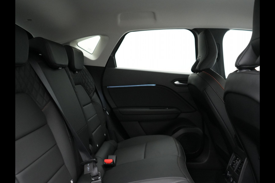 Renault Captur 1.6 E-Tech Initiale Paris Plug In Hybrid 160pk Dealer O.H PHEV | Adaptive Cruise | 360 Camera | Lederen Sportstoelen Verwarmd | Stuur Verwarmd | Blis | Keyless | Navigatie | DAB | 18"L.M |