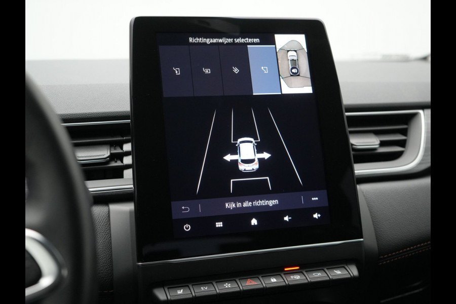 Renault Captur 1.6 E-Tech Initiale Paris Plug In Hybrid 160pk Dealer O.H PHEV | Adaptive Cruise | 360 Camera | Lederen Sportstoelen Verwarmd | Stuur Verwarmd | Blis | Keyless | Navigatie | DAB | 18"L.M |