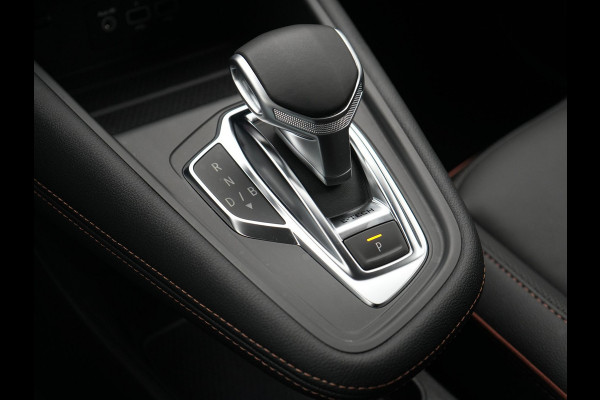 Renault Captur 1.6 E-Tech Initiale Paris Plug In Hybrid 160pk Dealer O.H PHEV | Adaptive Cruise | 360 Camera | Lederen Sportstoelen Verwarmd | Stuur Verwarmd | Blis | Keyless | Navigatie | DAB | 18"L.M |