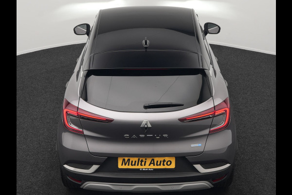Renault Captur 1.6 E-Tech Initiale Paris Plug In Hybrid 160pk Dealer O.H PHEV | Adaptive Cruise | 360 Camera | Lederen Sportstoelen Verwarmd | Stuur Verwarmd | Blis | Keyless | Navigatie | DAB | 18"L.M |