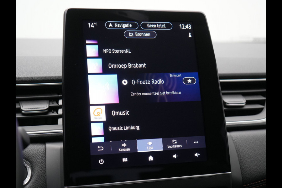 Renault Captur 1.6 E-Tech Initiale Paris Plug In Hybrid 160pk Dealer O.H PHEV | Adaptive Cruise | 360 Camera | Lederen Sportstoelen Verwarmd | Stuur Verwarmd | Blis | Keyless | Navigatie | DAB | 18"L.M |