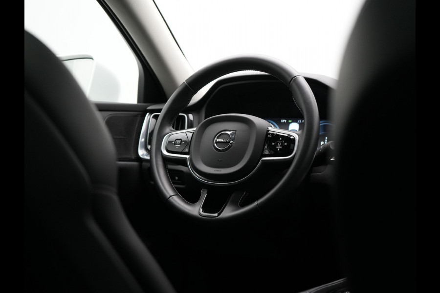 Volvo V60 T6 Twin Engine AWD Momentum Pro Plug In Hybrid 340pk Dealer O.H PHEV | Panodak | Adaptive Cruise | 360 Camera | Head Up | Sportstoelen Verwarmd | Harman & Kardon | Apple Carplay | Blis | Navigatie | Keyless | Virtual | DAB |
