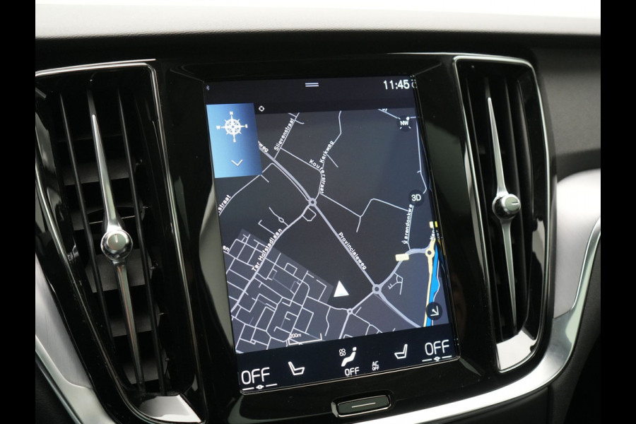 Volvo V60 T6 Twin Engine AWD Momentum Pro Plug In Hybrid 340pk Dealer O.H PHEV | Panodak | Adaptive Cruise | 360 Camera | Head Up | Sportstoelen Verwarmd | Harman & Kardon | Apple Carplay | Blis | Navigatie | Keyless | Virtual | DAB |
