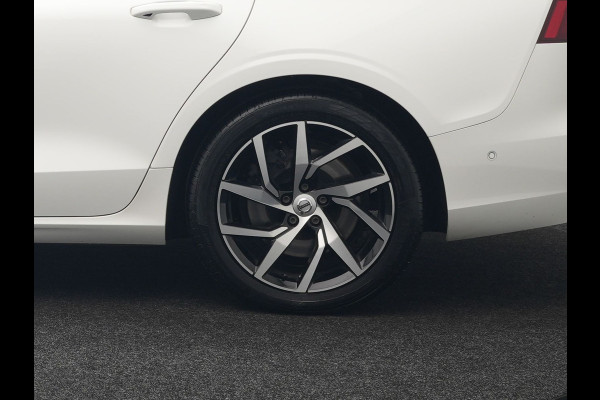 Volvo V60 T6 Twin Engine AWD Momentum Pro Plug In Hybrid 340pk Dealer O.H PHEV | Panodak | Adaptive Cruise | 360 Camera | Head Up | Sportstoelen Verwarmd | Harman & Kardon | Apple Carplay | Blis | Navigatie | Keyless | Virtual | DAB |