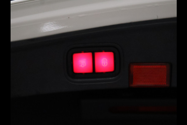 Mercedes-Benz C-Klasse Coupé 300 Sport Edition [SCHUIFKANTELDAK, PDC V+A, CAMERA 360, APPLE CARPLAY, ANDROID AUTO, CRUISE CONTROL, BURMESTER, STOELVERWARMING, FLIPPERS, NIEUWSTAAT]