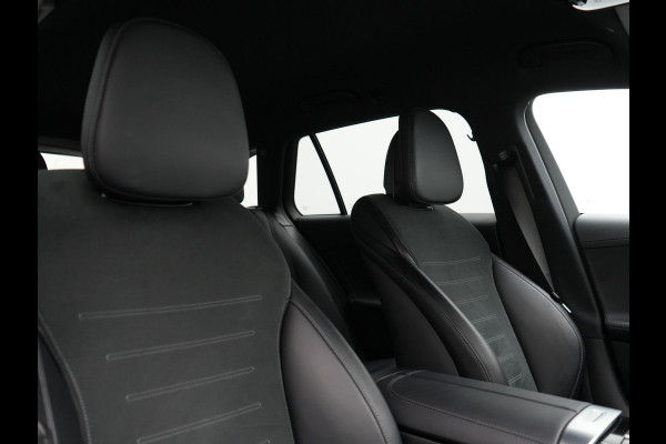 Mercedes-Benz C-Klasse Estate 300 e AMG Line NIEUW MODEL Plug In Hybrid 313pk Dealer O.H PHEV | Adaptive Cruise | Camera | Alcantara Sportstoelen Verwarmd | Sfeerverlichting | Virtual | Blis | Navigatie | DAB |