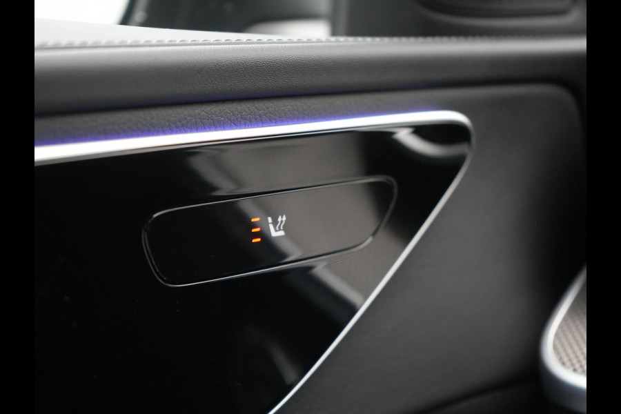 Mercedes-Benz C-Klasse Estate 300 e AMG Line NIEUW MODEL Plug In Hybrid 313pk Dealer O.H PHEV | Adaptive Cruise | Camera | Alcantara Sportstoelen Verwarmd | Sfeerverlichting | Virtual | Blis | Navigatie | DAB |
