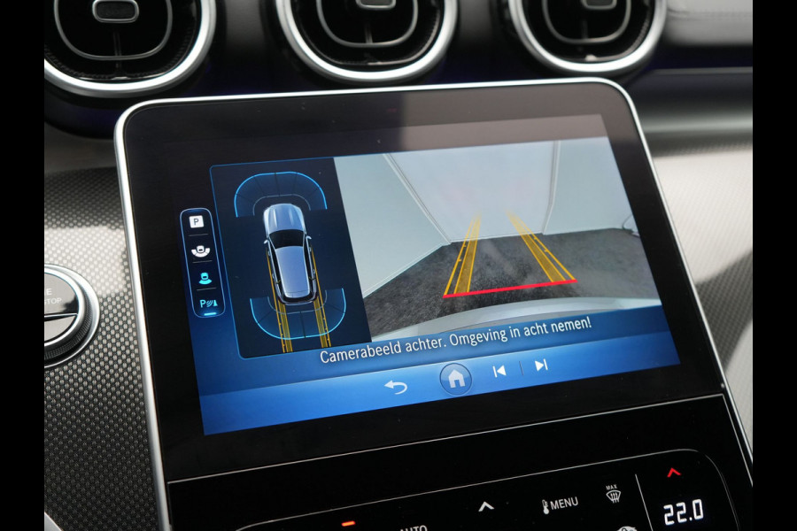 Mercedes-Benz C-Klasse Estate 300 e AMG Line NIEUW MODEL Plug In Hybrid 313pk Dealer O.H PHEV | Adaptive Cruise | Camera | Alcantara Sportstoelen Verwarmd | Sfeerverlichting | Virtual | Blis | Navigatie | DAB |