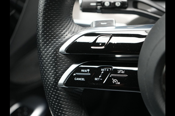 Mercedes-Benz C-Klasse Estate 300 e AMG Line NIEUW MODEL Plug In Hybrid 313pk Dealer O.H PHEV | Adaptive Cruise | Camera | Alcantara Sportstoelen Verwarmd | Sfeerverlichting | Virtual | Blis | Navigatie | DAB |