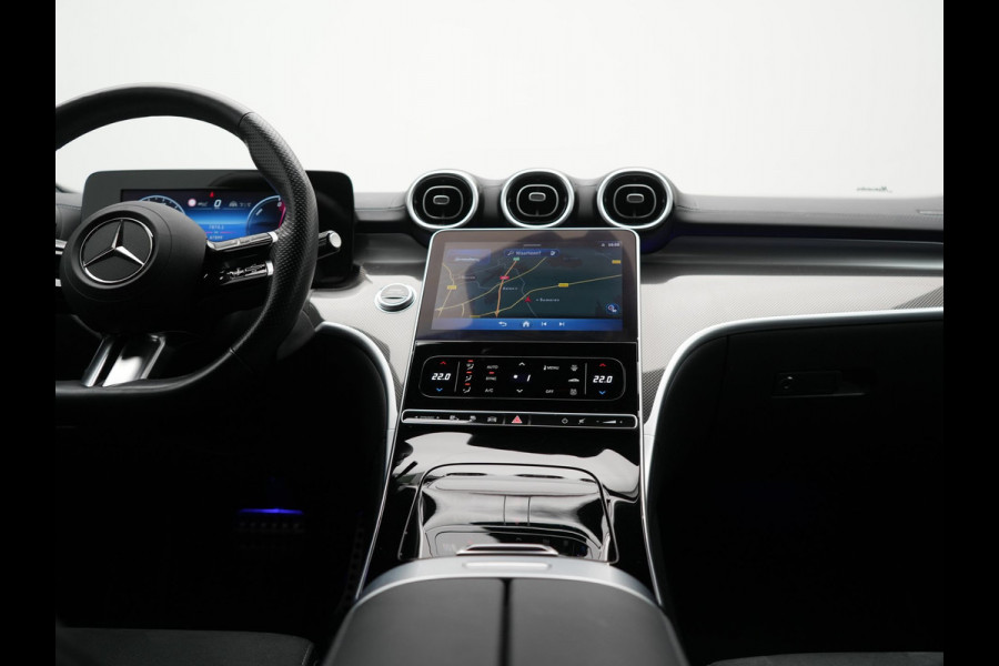 Mercedes-Benz C-Klasse Estate 300 e AMG Line NIEUW MODEL Plug In Hybrid 313pk Dealer O.H PHEV | Adaptive Cruise | Camera | Alcantara Sportstoelen Verwarmd | Sfeerverlichting | Virtual | Blis | Navigatie | DAB |