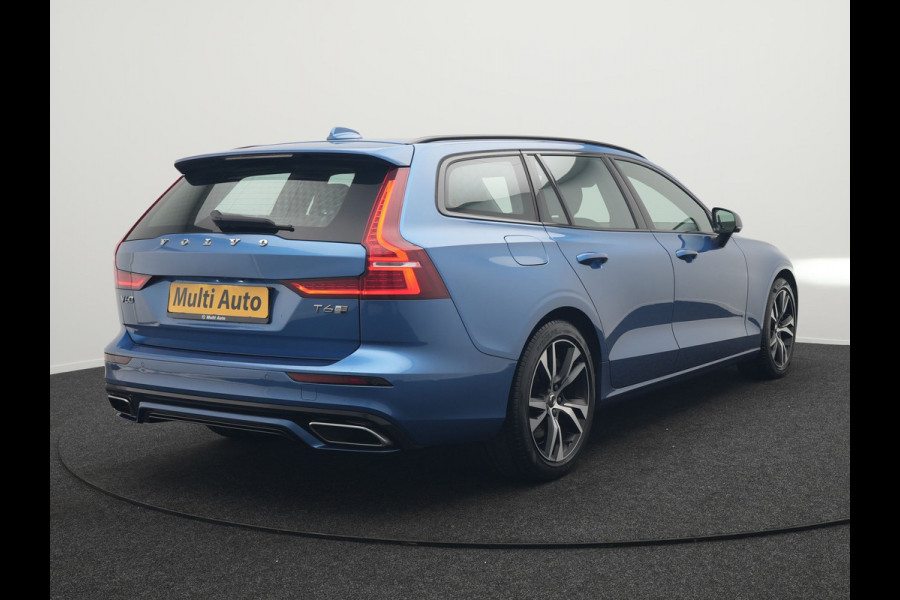 Volvo V60 T6 Recharge AWD R-Design Plug In Hybrid 340pk Dealer O.H PHEV | Trekhaak Af Fabriek | Adaptive Cruise | Camera | Lederen Sporstoelen Memory & Verwarmd | Harman & Kardon | Apple Carplay | Navigatie | Virtual | DAB |