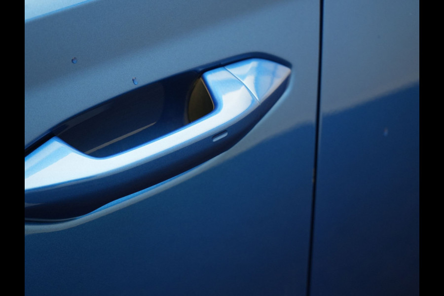 Škoda Octavia Combi 1.4 TSI RS iV Business Plug In Hybrid 245pk Dealer O.H PHEV | Adaptive Cruise | Camera | Sportstoelen Verwarmd | Apple Carplay | Navigatie | Crystal LED | Blis | Keyless | Stuur Verwarmd | Virtual | DAB |